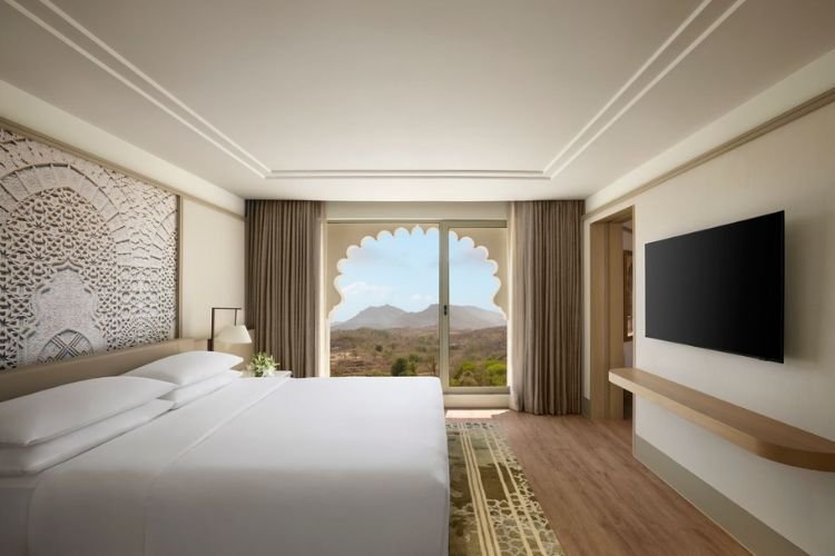 Premium Suite