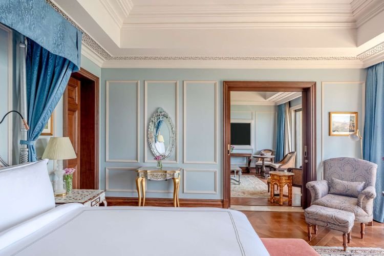 Raffles Lakeshore Manor Suite – photo 3