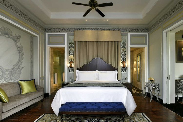 Raffles Manor Suite
